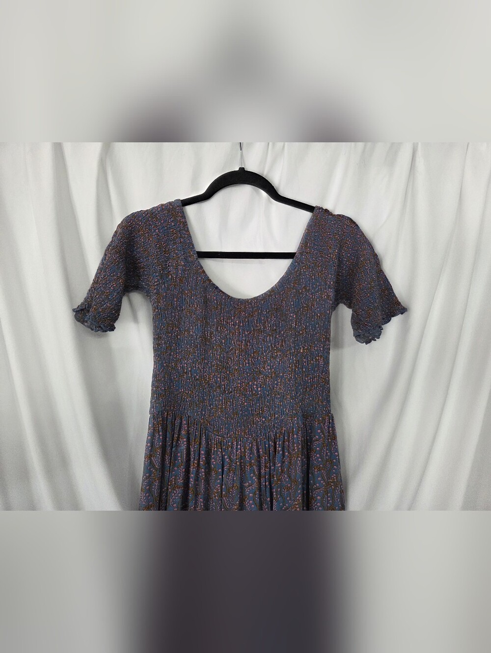 NATURAL LIFE Blue/Pink Print Scoop-Neck Smocked Maxi Dress SizeL/XL - Picture 4 of 8